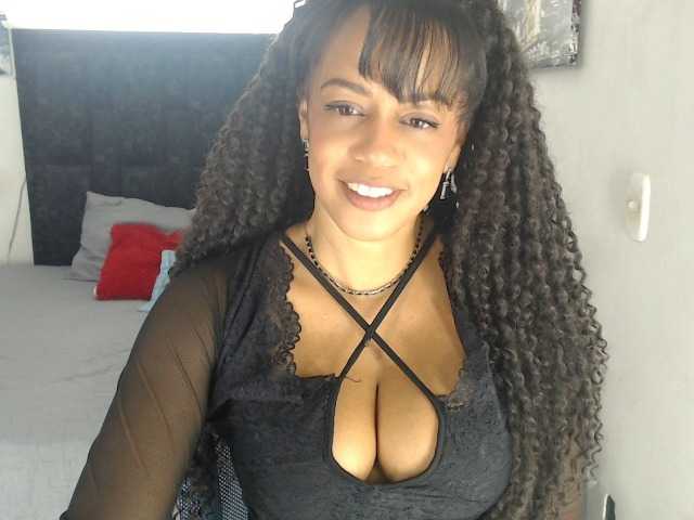 karlie-hot live cam on BongaCams