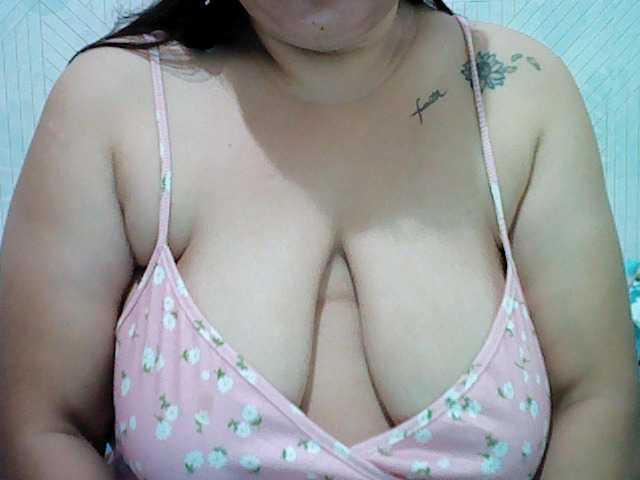 jackielyn24's BongaCams show and profile