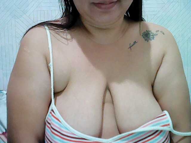 jackielyn24's BongaCams show and profile