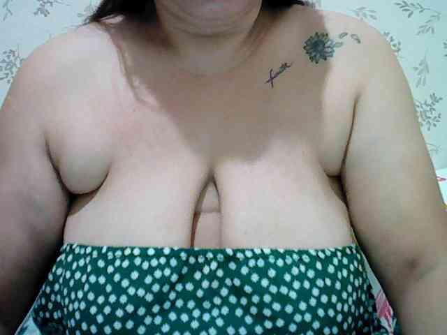 Model: jackielyn24