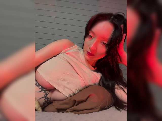 WeQueen- live webcam show