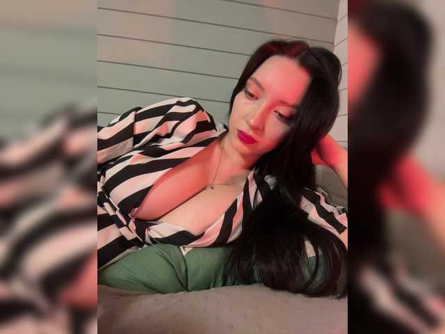 WeQueen- live cam on BongaCams