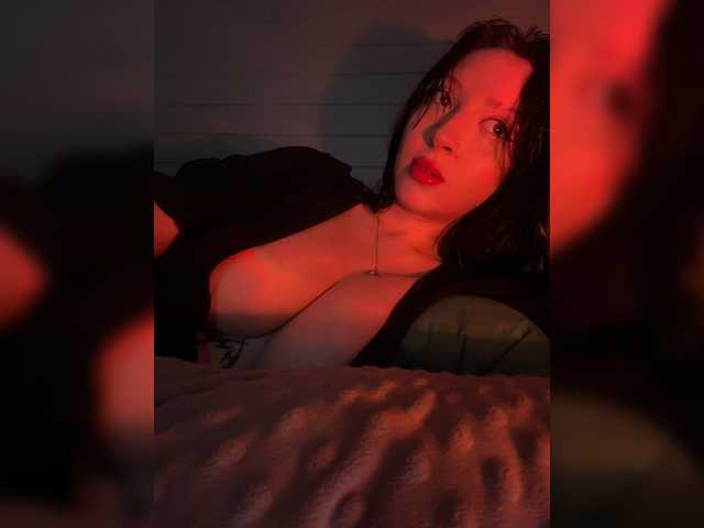 WeQueen- live webcam show