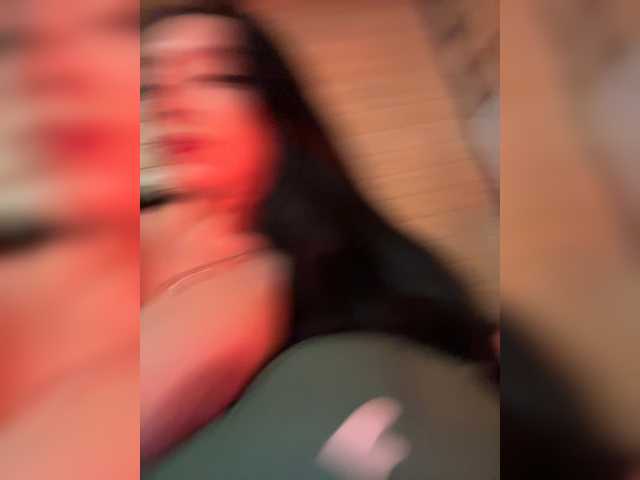 WeQueen- live cam on BongaCams