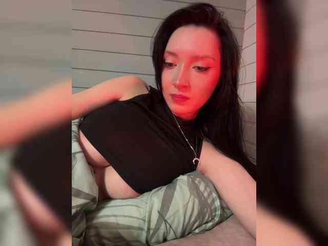 WeQueen- WeQueen-