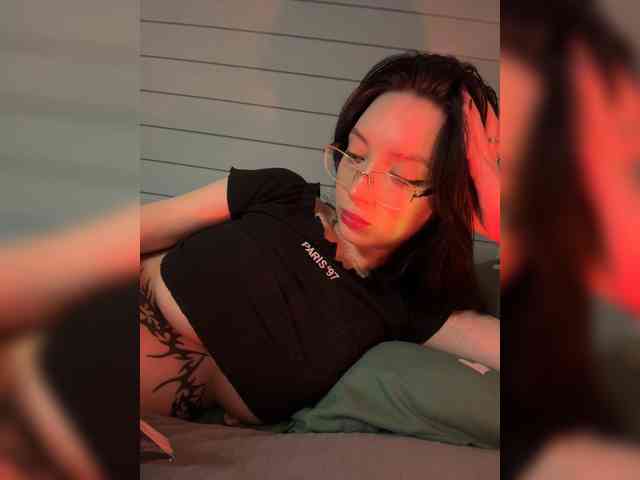 WeQueen- Live Webcam on BongaCams