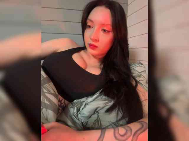 WeQueen- - Girl 