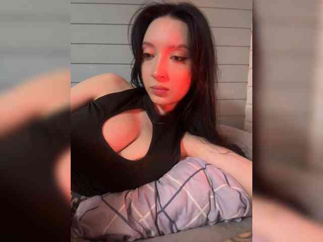 Model: Sonyya-
