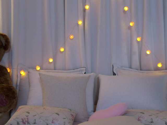 ronnielotch live webcam show