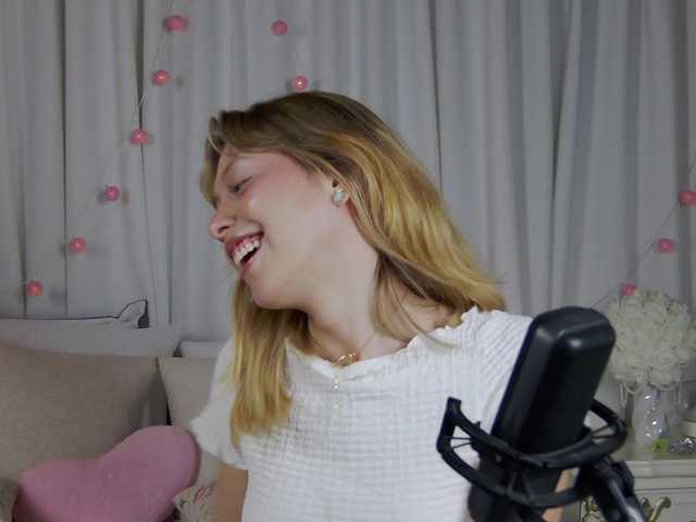 ronnielotch live cam on BongaCams