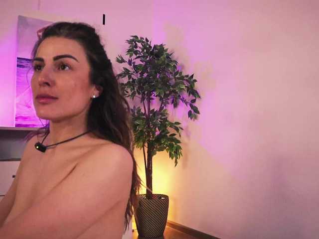 MissLullu live cam on BongaCams