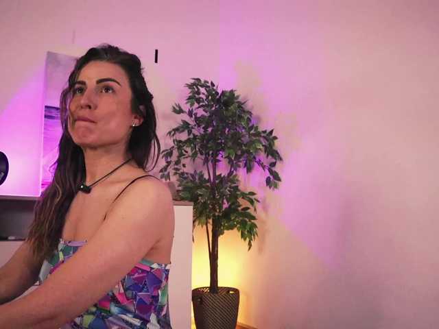MissLullu live cam on BongaCams