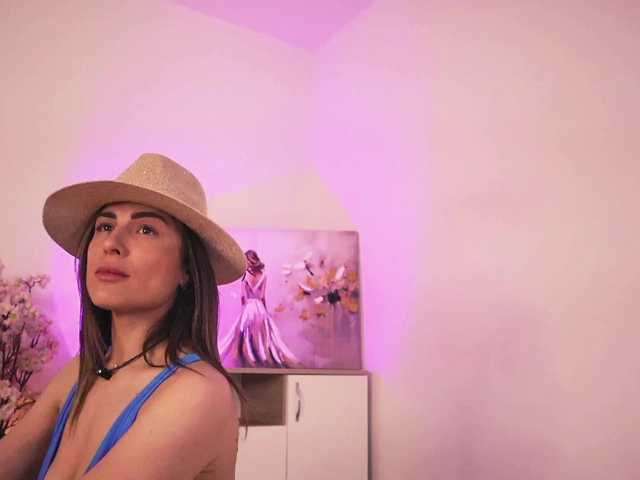MissLullu live cam on BongaCams