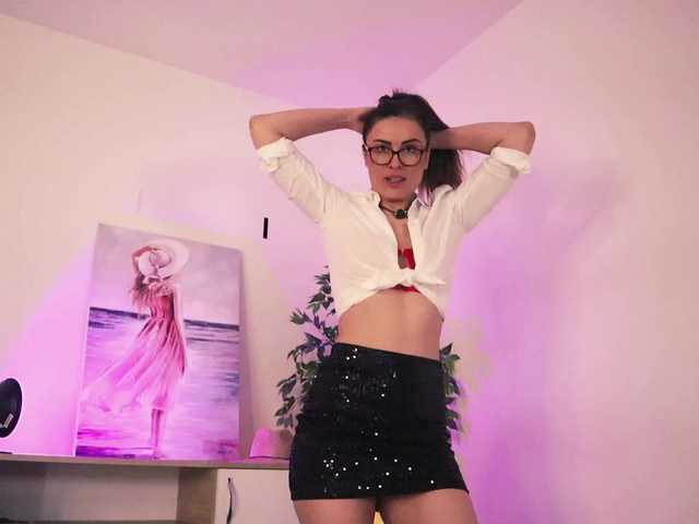 MissLullu live cam on BongaCams