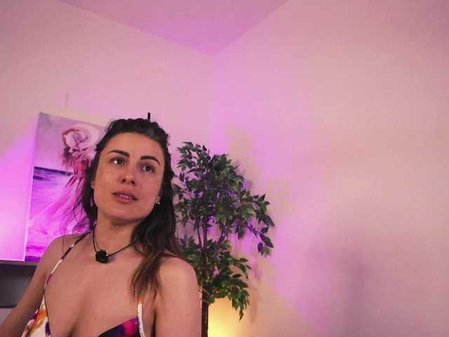 MissLullu live cam on BongaCams