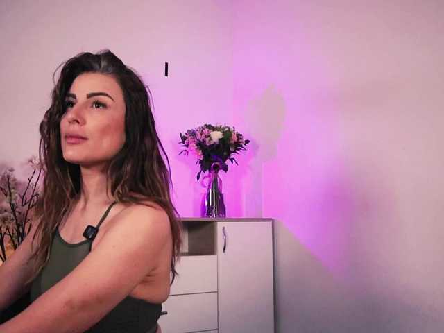 MissLullu live cam on BongaCams