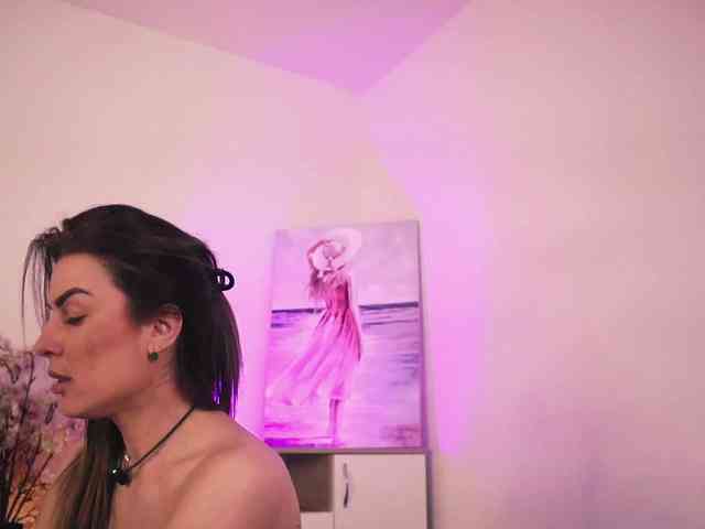 MissLullu webcam
