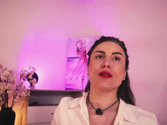 MissLullu webcam