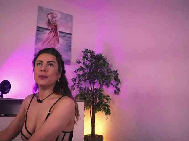 MissLullu webcam