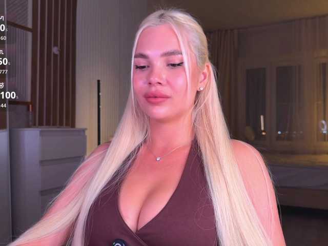 Ms-Perfect live cam on BongaCams