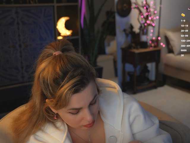 Ms-Perfect live cam on BongaCams