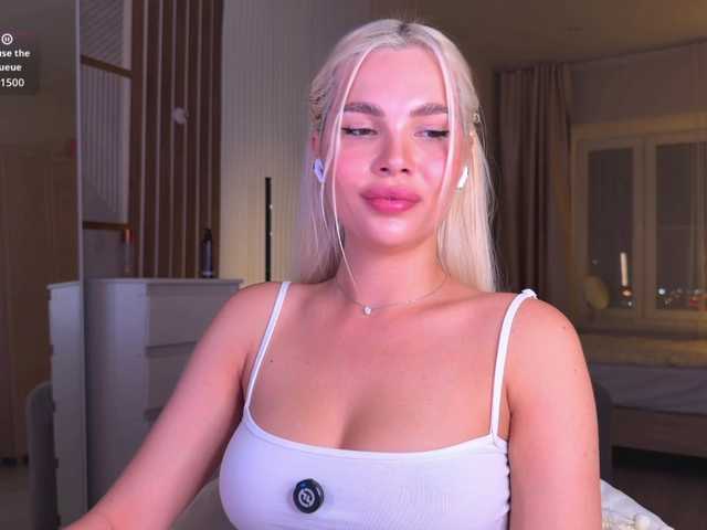 Ms-Perfect live cam on BongaCams
