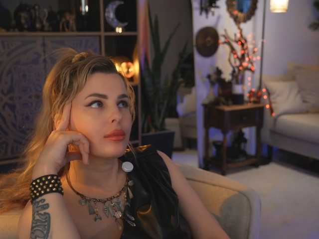 Ms-Perfect, en vivo ahora en BongaCams