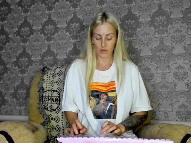 StreKoza live cam on BongaCams