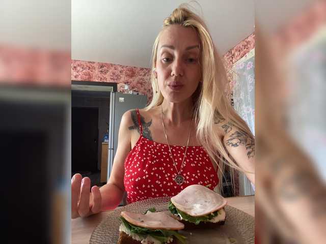 StreKoza live cam on BongaCams