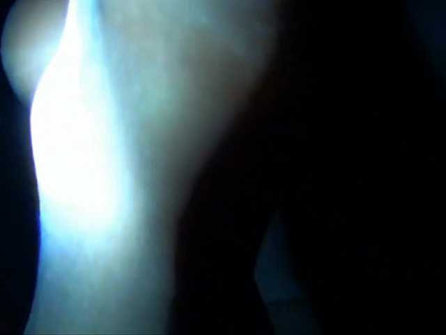 DiaFoxi's BongaCams show and profile