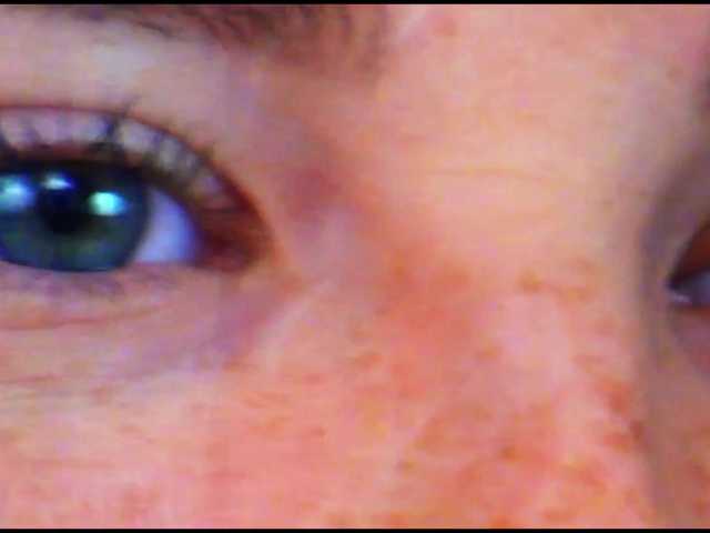 DiaFoxi live webcam show