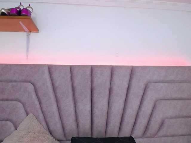 Jessica-Kraft live cam on BongaCams