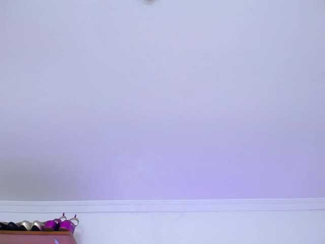 Jessica-Kraft live cam on BongaCams