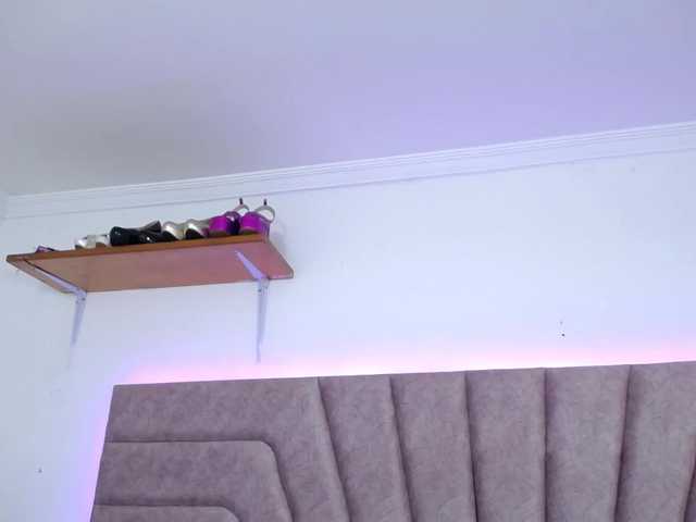 Jessica-Kraft live cam on BongaCams
