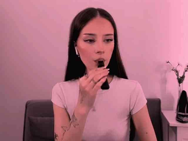 EmilyDirty webcam