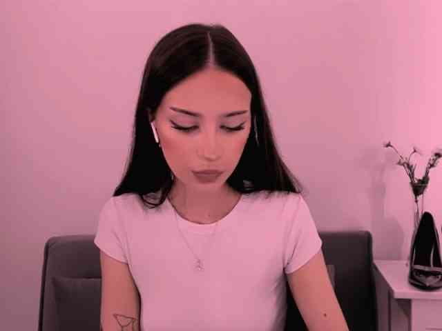 EmilyDirty webcam