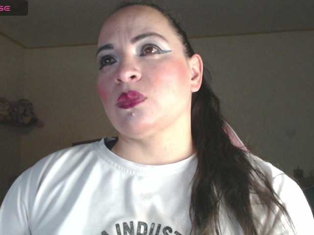 miaabrownn2