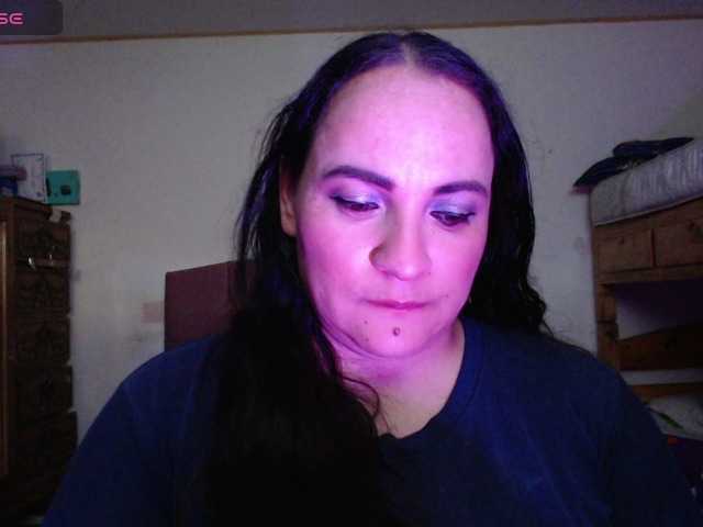 miaabrownn2 live cam on BongaCams