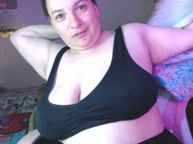 miaabrownn2, en directo ahora en BongaCams