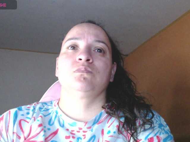 miaabrownn2 live cam preview