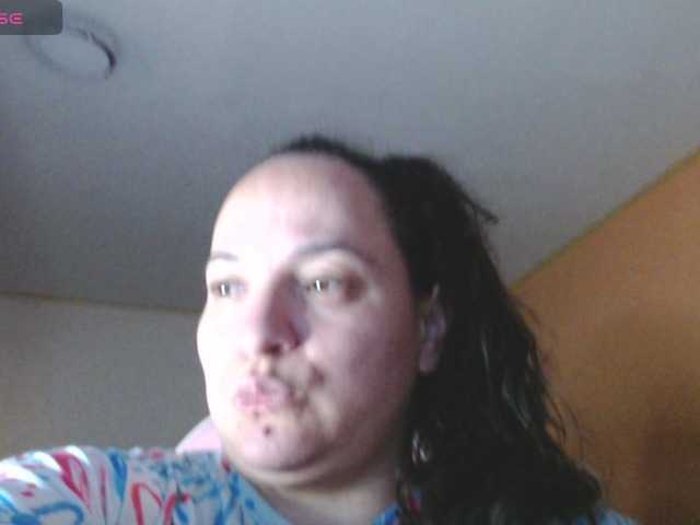 miaabrownn2 live cam preview