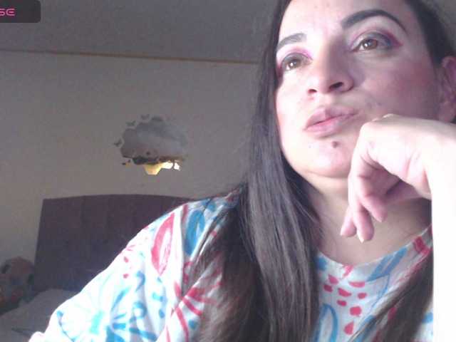 miaabrownn2 live cam on BongaCams