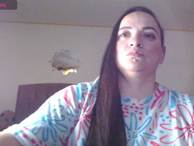 miaabrownn2 live cam on BongaCams