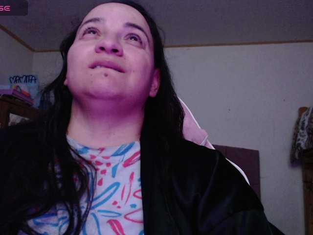 miaabrownn2 live cam on BongaCams