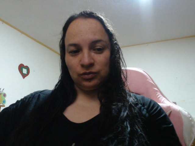 miaabrownn2 live cam on BongaCams