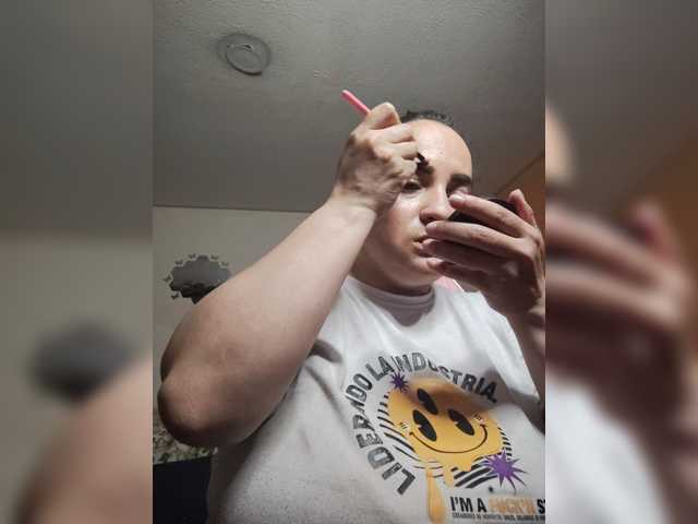 Miaabrownn2 on Bongacams