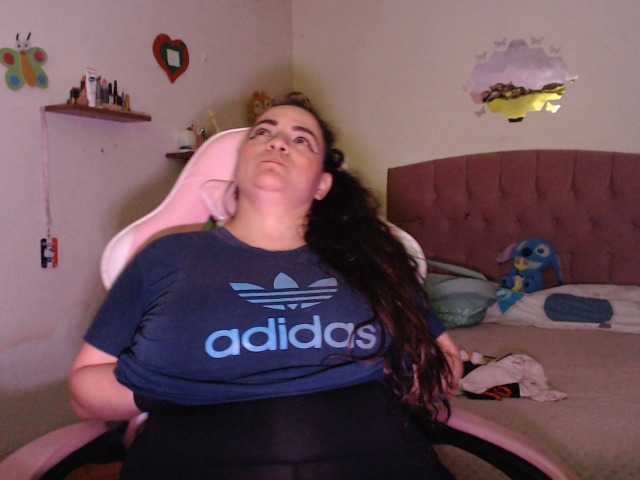 miaabrownn2 live cam preview