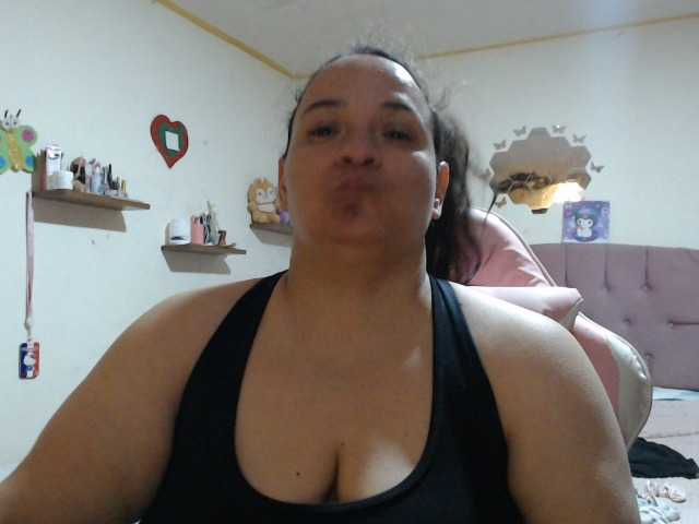 miaabrownn2