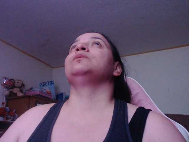 miaabrownn2 live cam on BongaCams