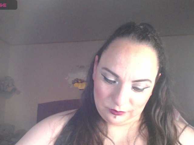 miaabrownn2